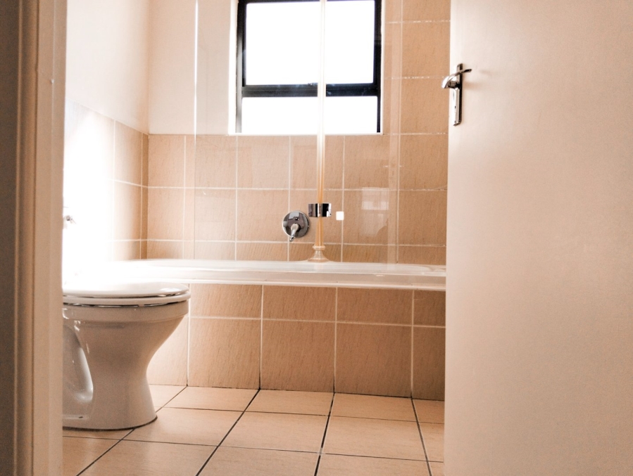 2 Bedroom Property for Sale in Parklands East Western Cape